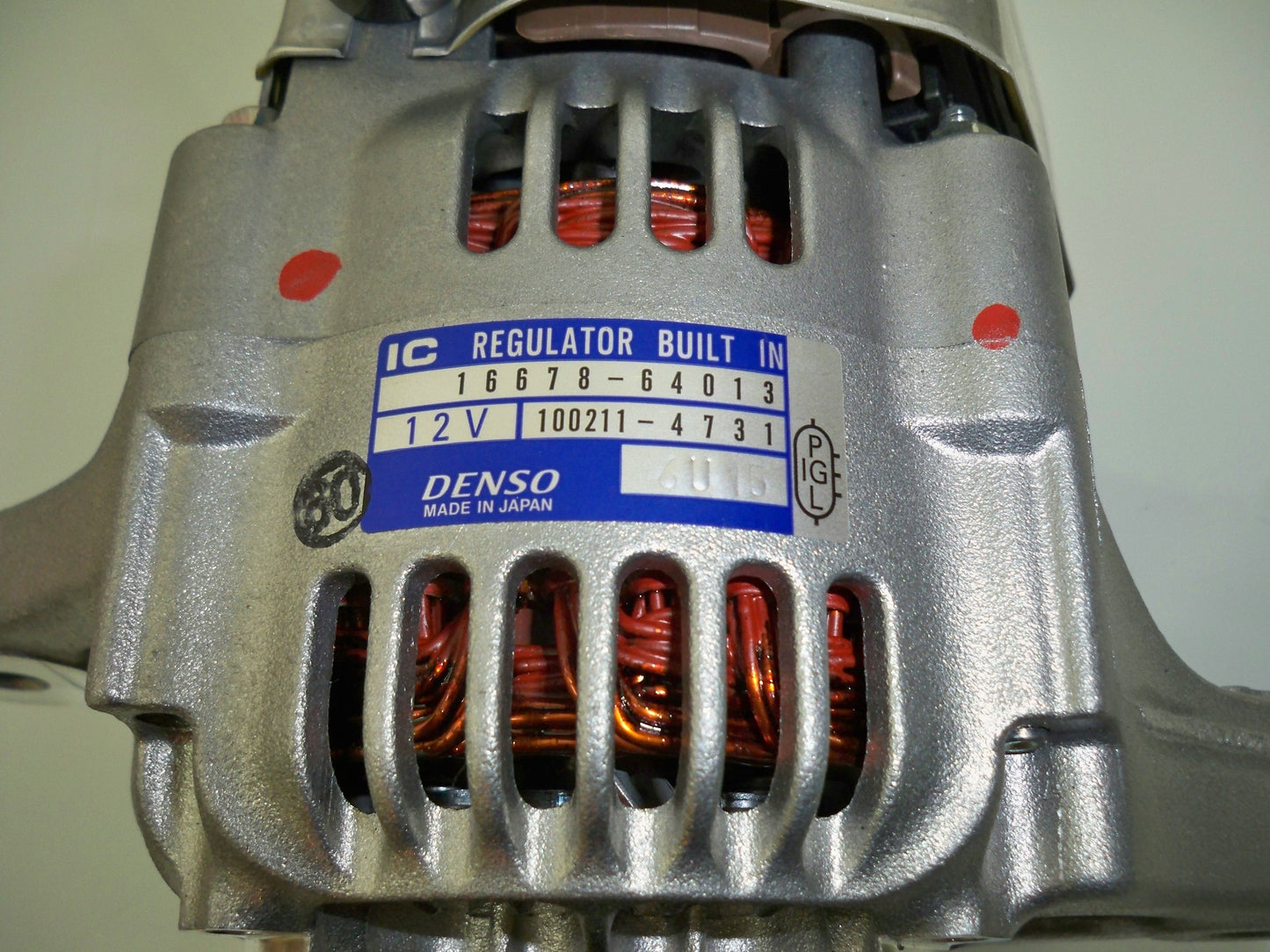 Lichtmaschine von Kubota D722, D902, D905, D1005, D1105, D1105-T, D1305, V1505