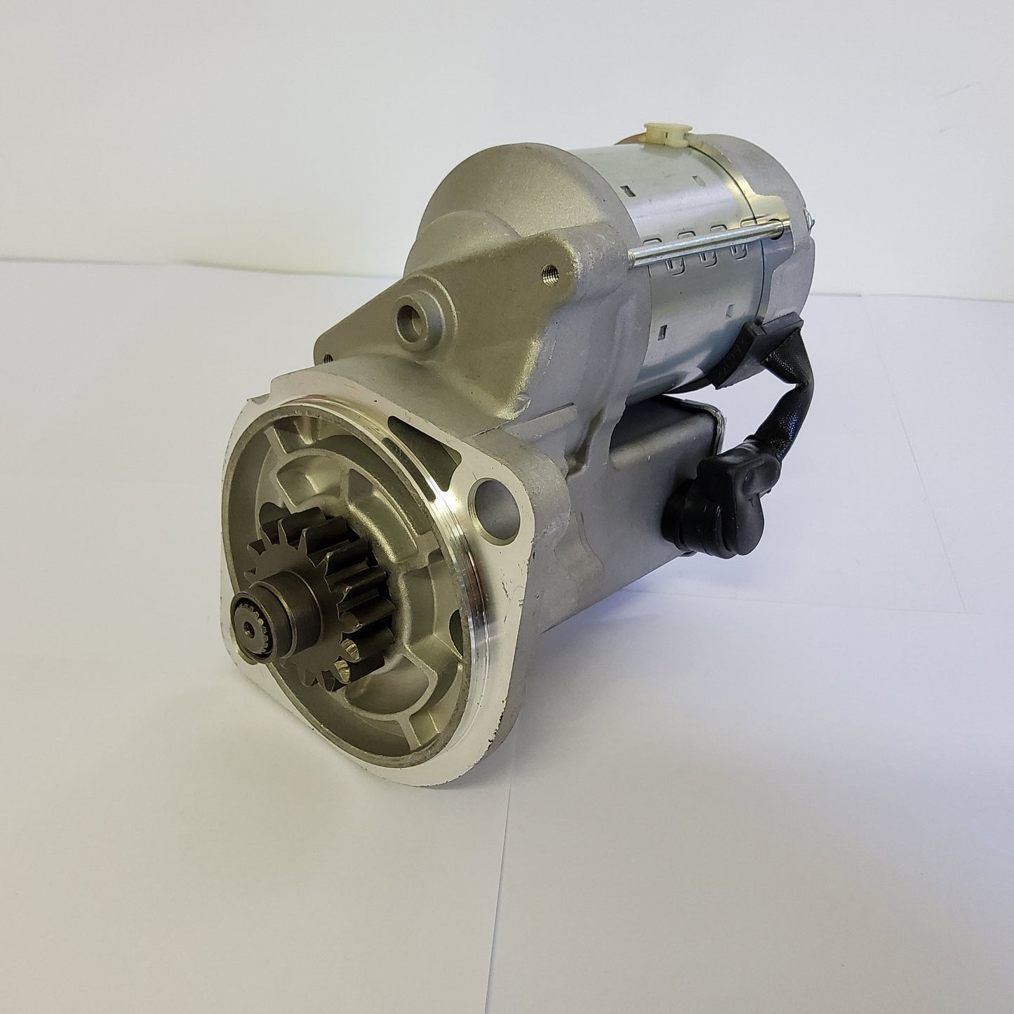 Anlasser passend für Hitachi  3JH2E  3T84C  4JH2  S114  Starter